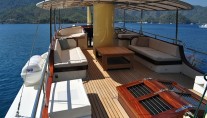 LARIMAR -  Top Deck